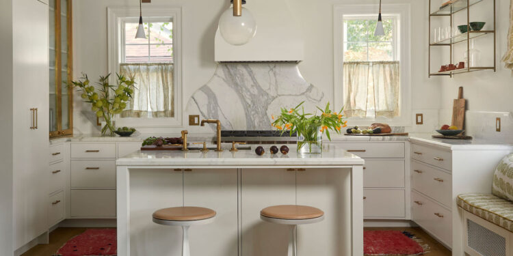 Sam Sacks on Creating an Open, Ethereal Kitchen