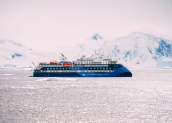 Issues To Know Earlier than Reserving An Antarctic Expedition Cruise – Hand Baggage Solely