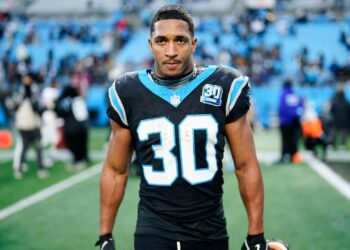 Report: Panthers place RB Chuba Hubbard on IR with calf and knee damage
