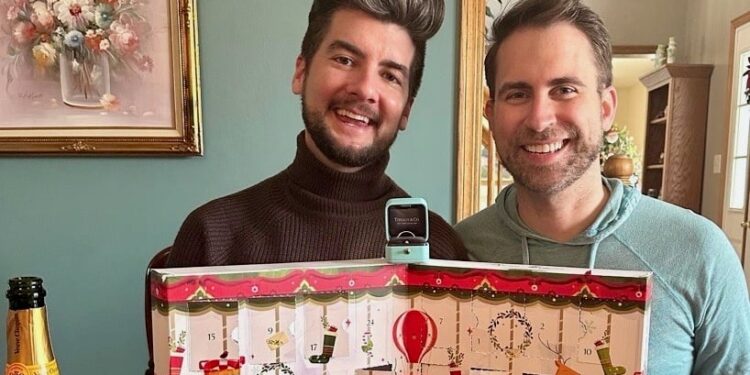 How Candy Is This Marriage Proposal?