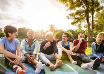 Longevity Isn’t Simply About Optimizing Bodily Well being—Right here Are the Different Issues that Depend