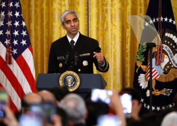 Even Small Quantities of Alcohol Can Trigger Most cancers, Surgeon Normal Says