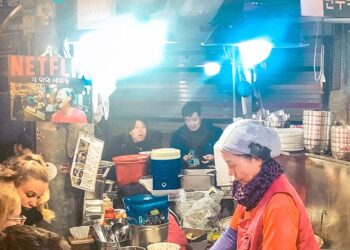 Gwangjang Market | What to eat in Seoul’s Conventional Market 2024