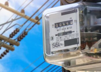 300,000 Israeli households have switched electrical energy suppliers