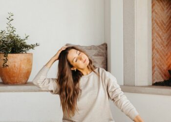 The 5 Greatest Morning Stretches to Enhance Your Power and Ease Stress