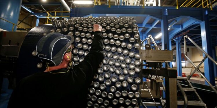 Can maker Ball Corp beats quarterly revenue estimates on decrease prices