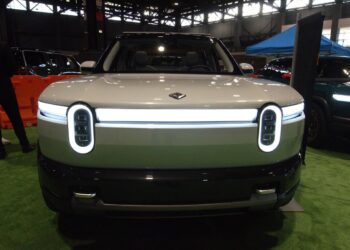 Rivian posts $170 million ‘gross revenue’ in This autumn, sees losses reducing as variable prices enhance