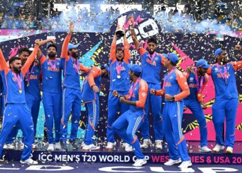 Group India members introduced with diamond rings to mark 2024 T20 World Cup win [Watch]
