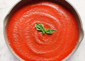 Pomodoro Sauce – A Stunning Mess