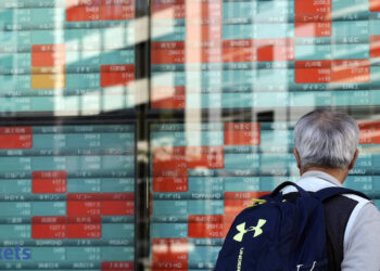 Asian shares: Asian shares fall forward of US non-farm payroll information