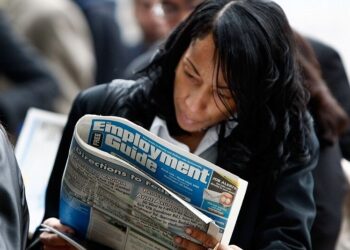 Asian Shares, European Share Futures Echo US Drop: Markets Wrap