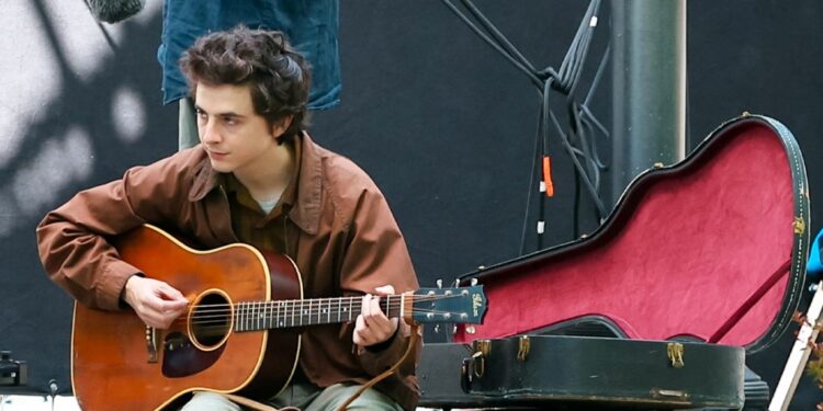 Timothee Chalamet Film Units March Hulu Date