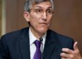High Vaccine Official Resigns From FDA, Criticizes RFK Jr.