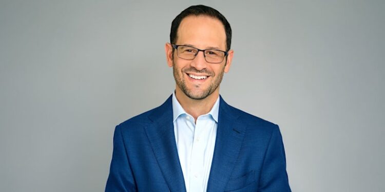 CEO and “investor group” shopping for out Reshet 13