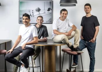 Google revives talks to amass Wiz at larger valuation