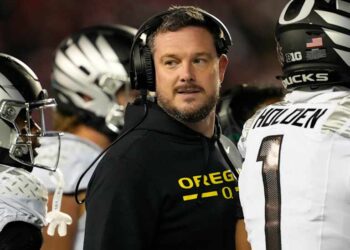Oregon coach Dan Lanning has entered rarefied air with new deal
