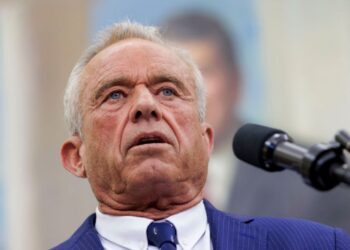 HHS loses 20,000 jobs amid restructure : Photographs