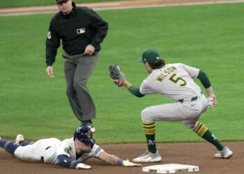 Brewers swipe team-record 9 bases to spark blowout of A’s