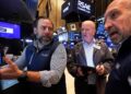 Dow, S&P 500, Nasdaq swing amid earnings, information rush with auto tariff aid in sight