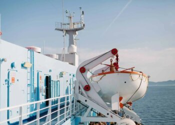 Uncover Elba, Italy: Finest Ferry Routes and Suggestions