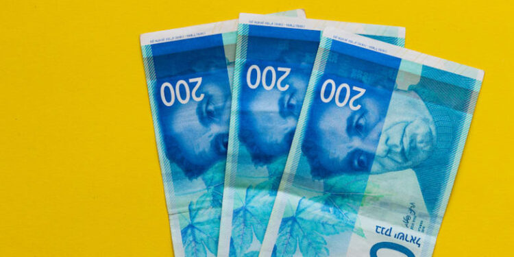 Cancellation of NIS 200 invoice again on agenda