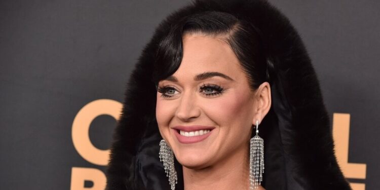 Carlyle nears $464m bond sale backed by music rights from Litmus portfolio (report)