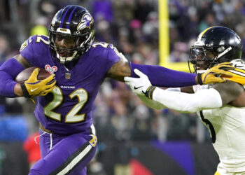 The ‘2,000 scrimmage yards in a single NFL season’ quiz