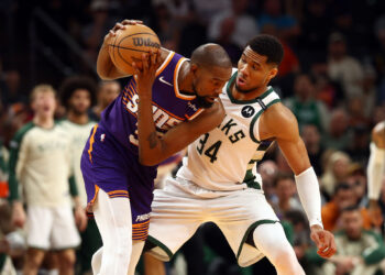 Proposed blockbuster deal for Giannis Antetokounmpo in Houston sees Kevin Durant pair up with Anthony Davis in remaining transfer
