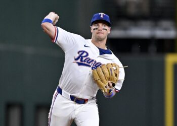 Household reunion for Jung brothers when Tigers host Rangers