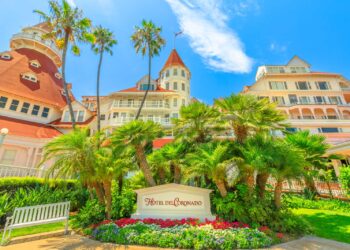 The 21 Prime All-Inclusive Resorts in the usA. (2025 Information)