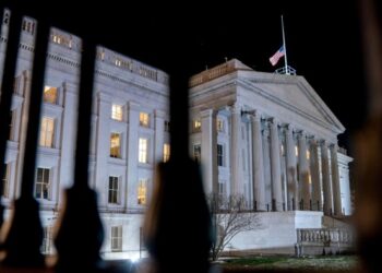 UK overtakes China as second-largest US Treasury holder