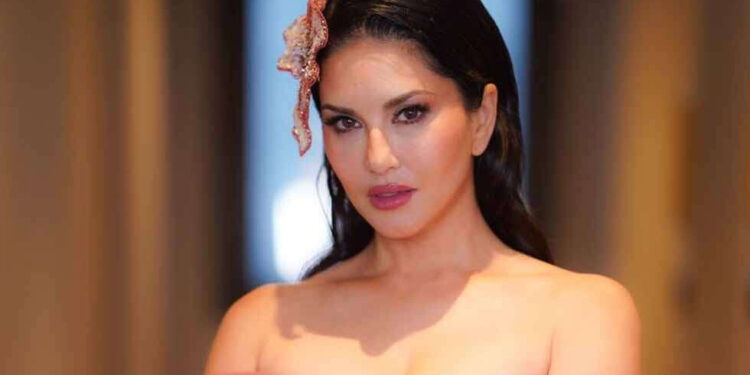 Unique: “There’s Clearly That Strain To Look Good” – Sunny Leone On Embracing Her Age
