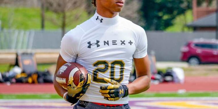 USC bolsters top-ranked recruiting class with WR Roderick Tezeno Jr.