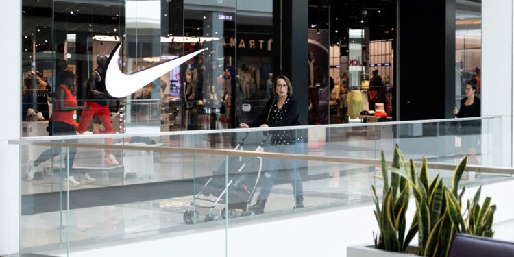 Nike (NKE) This fall 2025 earnings