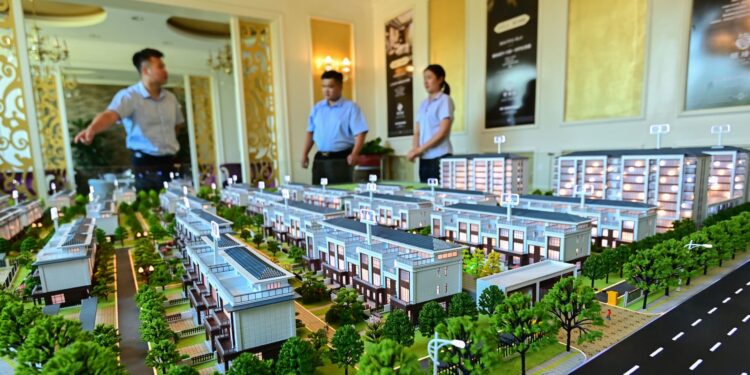 China inhabitants decline is hurting its property market