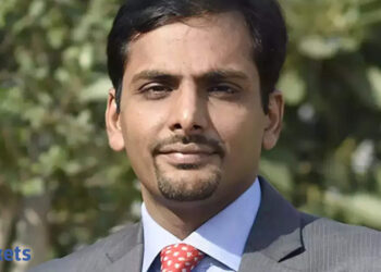 funding portfolio: Keep the course, no want for tactical portfolio shift: Vikas Khemani