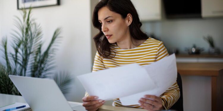 The way to get a HELOC when you have got a low credit score rating