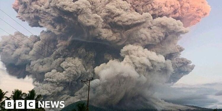 Bali flights cancelled after Indonesia’s Lewotobi volcano erupts