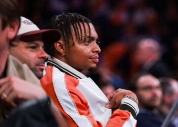 Justin Fields opens up on what helped him discover confidence in powerful NFL occasions