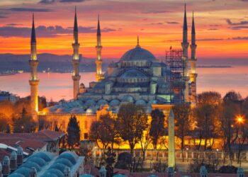 The place to Keep in Istanbul (Greatest Areas and Locations)