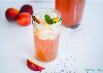 Iced Lavender Peach Tea Recipe (Natural and Caffeine-Free)