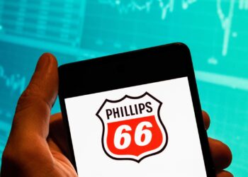 High Wall Road analysts are upbeat about these dividend-paying shares