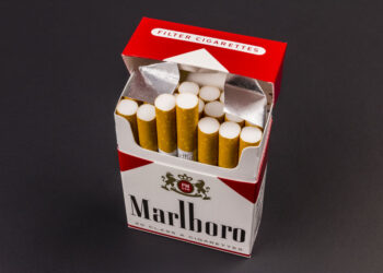 Goldman Sachs Raises Philip Morris (PM) Value Goal, Maintains Purchase Ranking