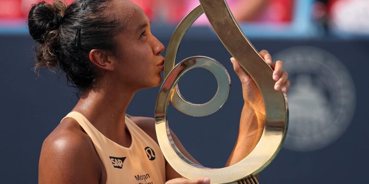 Leylah Fernandez dominates Kalinskaya to win DC Open