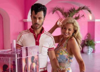 Acapulco Season 4 – WatchMoviesOnline.in