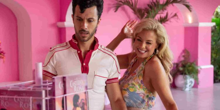 Acapulco Season 4 – WatchMoviesOnline.in