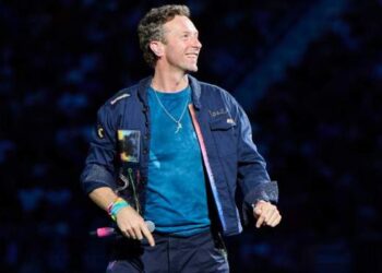 Astronomer CEO Andy Byron resigns after Coldplay ‘kiss cam’ video – Nationwide
