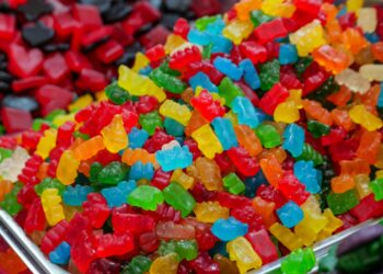 State lawmakers take intention at meals dyes amid assist for MAHA : Photographs