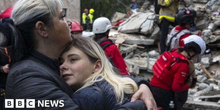 Ukraine’s borders should not be modified by pressure, EU leaders say