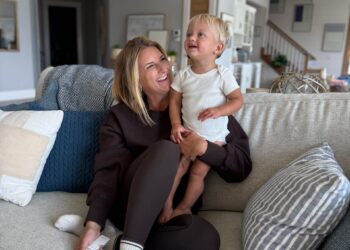 Aerie’s Newest Fall Finds – Residing in Yellow